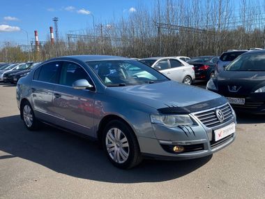 Volkswagen Passat 2010 года, 189 365 км - вид 3