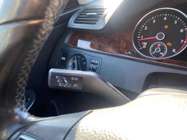Volkswagen Passat 2010 года, 189 365 км - вид 9