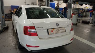 Skoda Octavia 2015 года, 140 028 км - вид 4