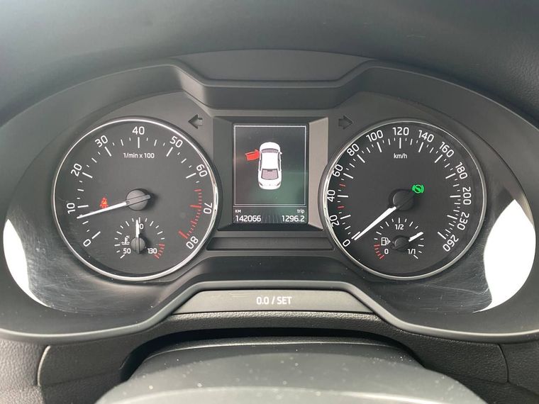 Skoda Octavia 2015 года, 140 028 км - вид 8