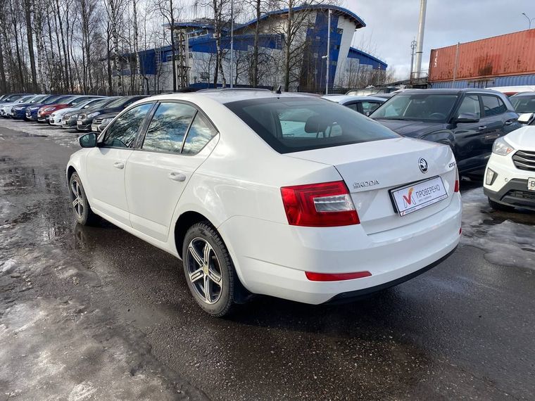 Skoda Octavia 2015 года, 140 028 км - вид 6