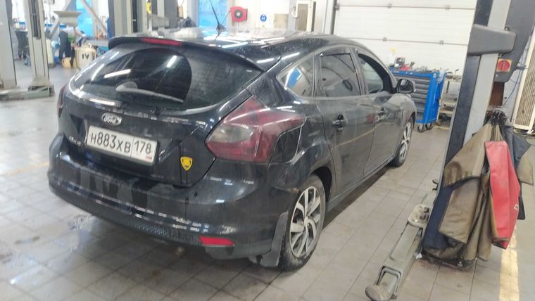 Ford Focus 2013 года, 176 000 км - вид 3