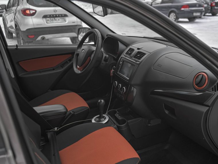 ВАЗ (LADA) Kalina 2016 года, 200 000 км - вид 11