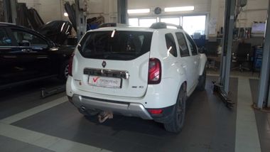 Renault Duster 2018 года, 127 444 км - вид 3