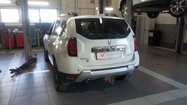 Renault Duster 2018 года, 127 444 км - вид 4