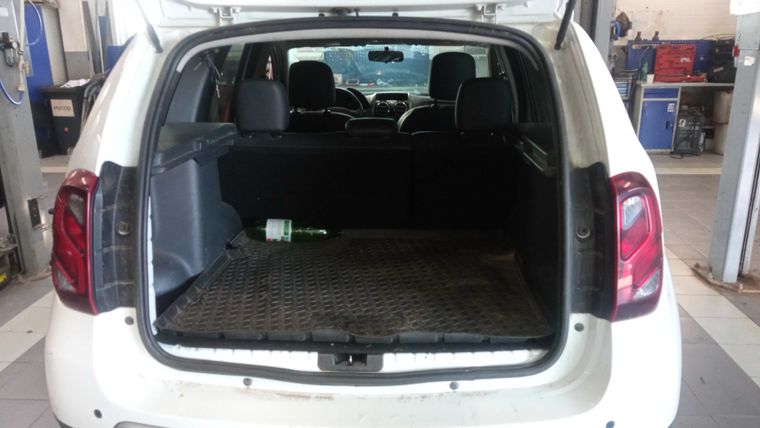 Renault Duster 2018 года, 127 444 км - вид 5