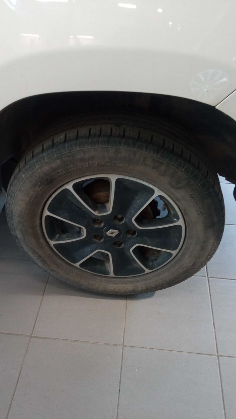 Renault Duster 2018 года, 127 444 км - вид 6