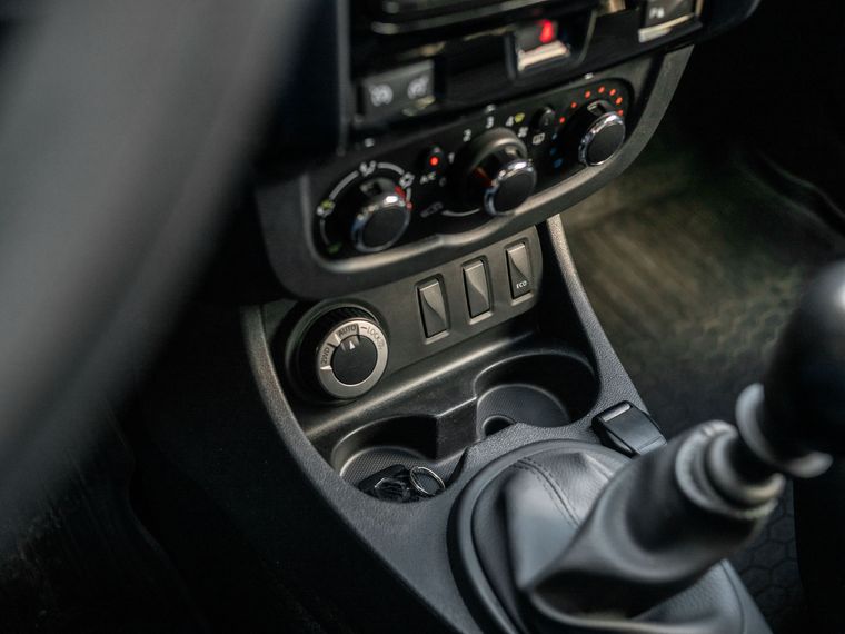 Renault Duster 2018 года, 127 444 км - вид 9