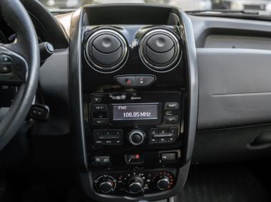 Renault Duster 2018 года, 127 444 км - вид 7