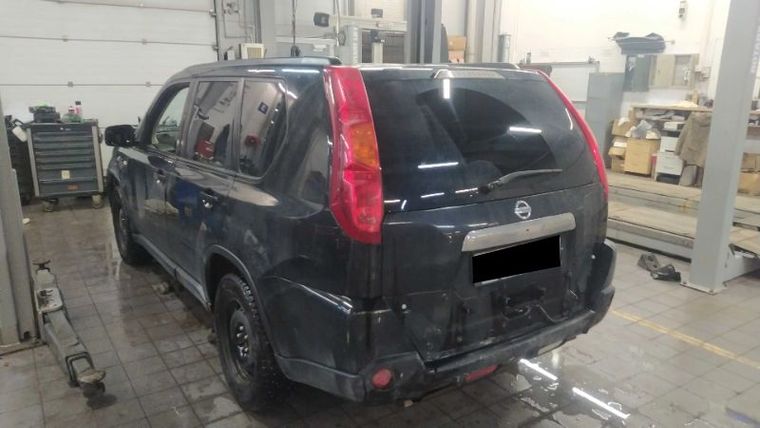 Nissan X-Trail 2010 года, 196 843 км - вид 4