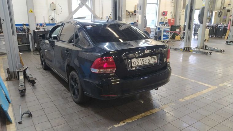 Volkswagen Polo 2011 года, 153 912 км - вид 4