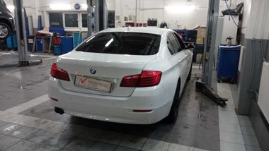 BMW 5 серия 2013 года, 183 181 км - вид 3