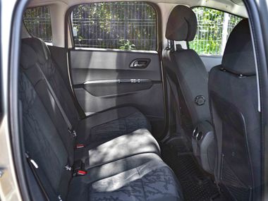 Peugeot 3008 2012 года, 189 272 км - вид 10
