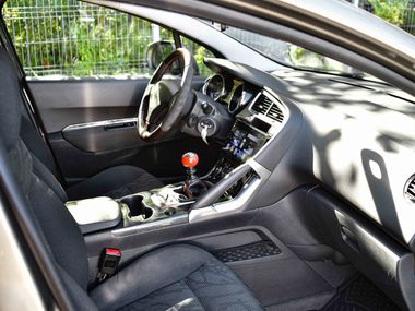 Peugeot 3008 2012 года, 189 272 км - вид 11