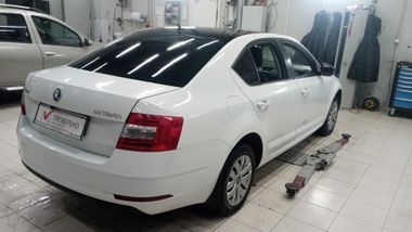 Skoda Octavia 2020 года, 96 437 км - вид 3