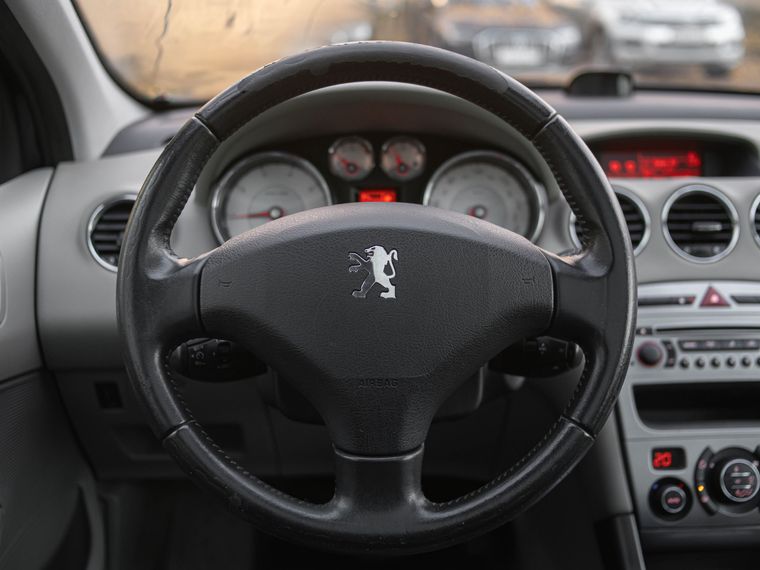 Peugeot 308 2009 года, 144 407 км - вид 6