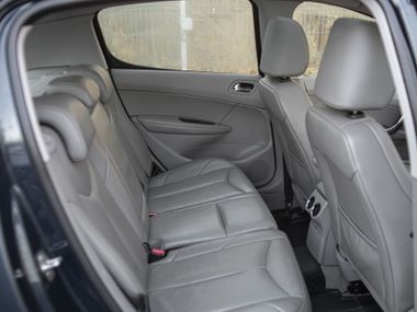 Peugeot 308 2009 года, 144 407 км - вид 11