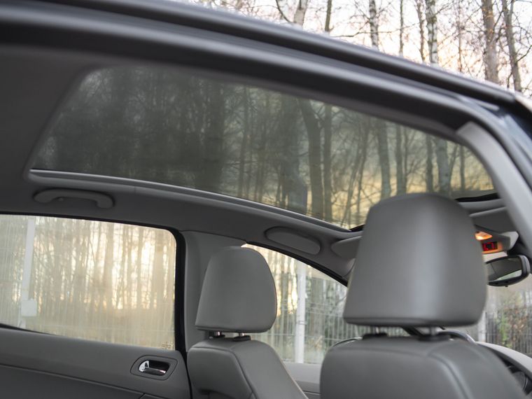 Peugeot 308 2009 года, 144 407 км - вид 12