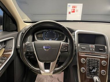 Volvo XC60 2017 года, 159 426 км - вид 9