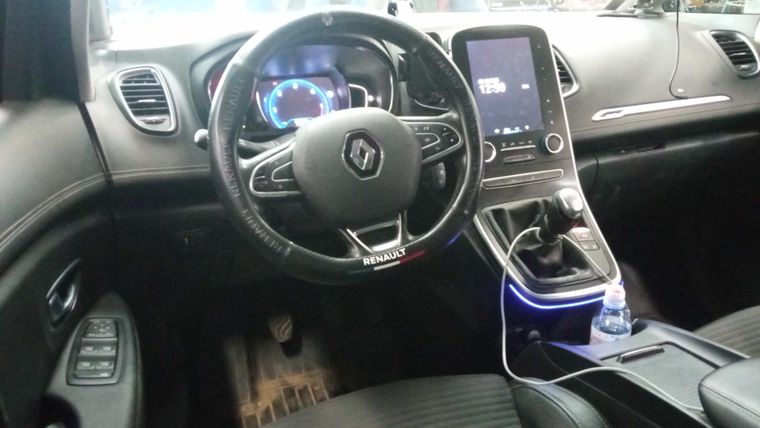 Renault Grand Scenic 2018 года, 227 504 км - вид 5