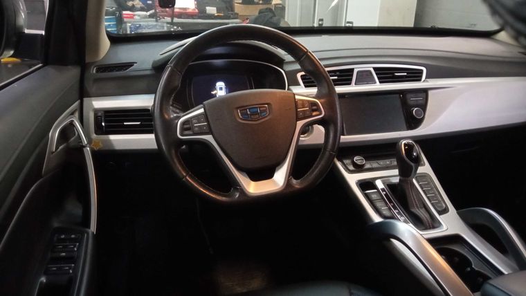 Geely Atlas 2019 года, 146 382 км - вид 5