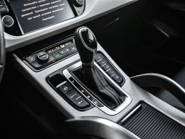 Geely Atlas 2019 года, 146 382 км - вид 11