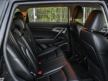 Geely Atlas 2019 года, 146 382 км - вид 15