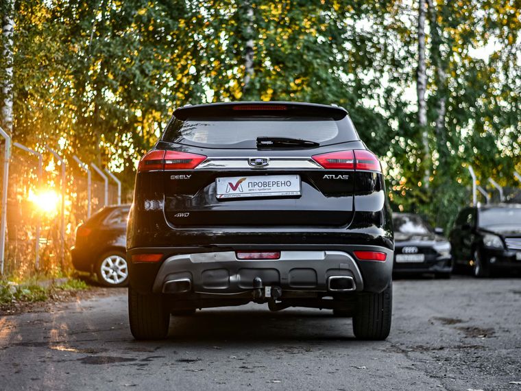 Geely Atlas 2019 года, 146 382 км - вид 4