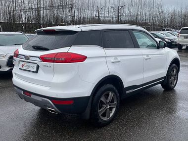 Geely Atlas 2021 года, 28 614 км - вид 4