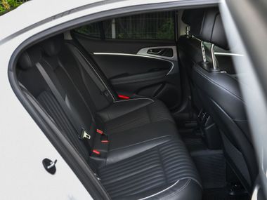 Genesis G70 2019 года, 157 822 км - вид 15