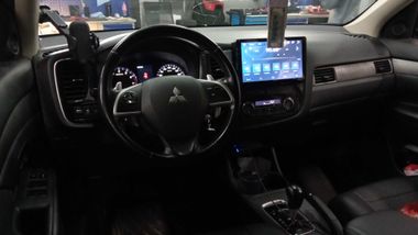 Mitsubishi Outlander 2013 года, 168 180 км - вид 5