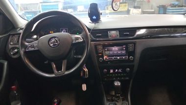 Skoda Rapid 2018 года, 152 485 км - вид 5
