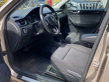 Skoda Rapid 2018 года, 152 485 км - вид 15