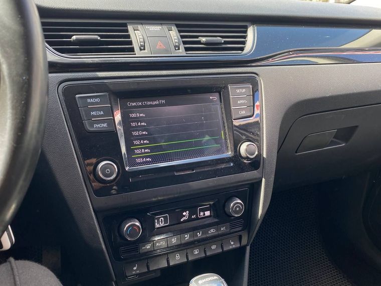 Skoda Rapid 2018 года, 152 485 км - вид 12