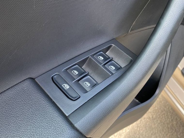 Skoda Rapid 2018 года, 152 485 км - вид 14