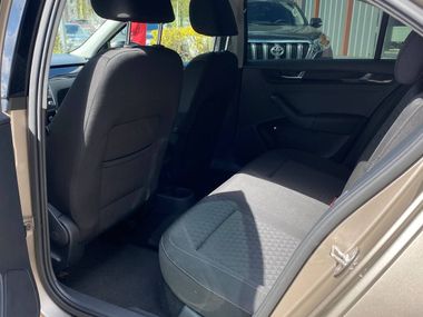 Skoda Rapid 2018 года, 152 485 км - вид 16