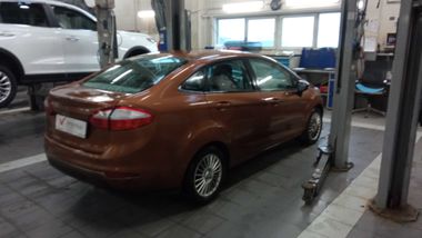 Ford Fiesta 2016 года, 180 000 км - вид 3