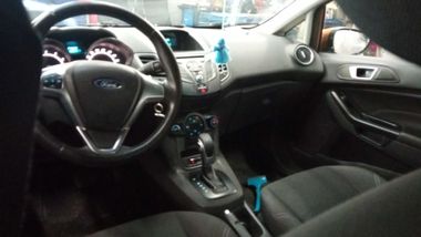 Ford Fiesta 2016 года, 180 000 км - вид 5