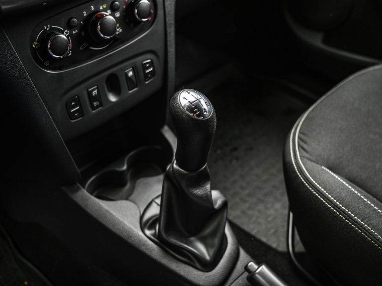 Renault Logan 2016 года, 139 000 км - вид 9