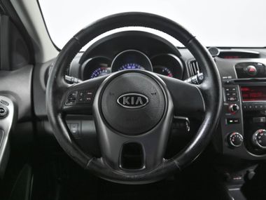 KIA Cerato 2010 года, 181 071 км - вид 9