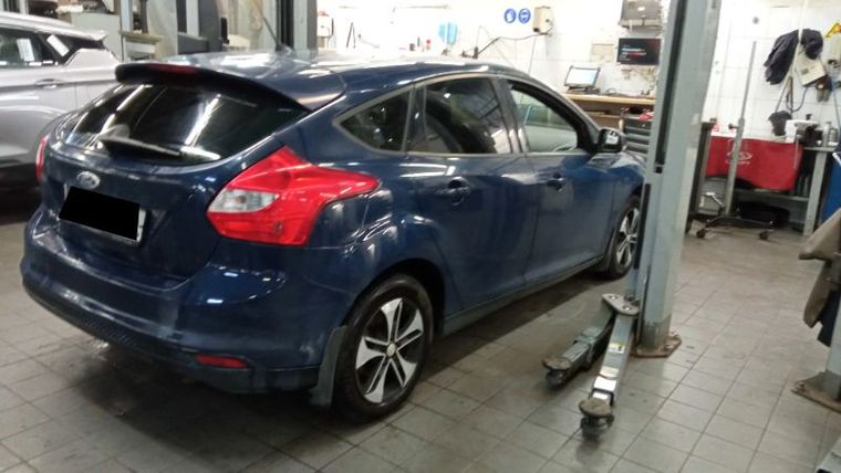 Ford Focus 2013 года, 131 150 км - вид 3