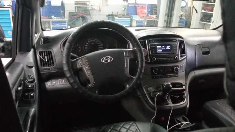 Hyundai H-1 2015 года, 212 963 км - вид 5