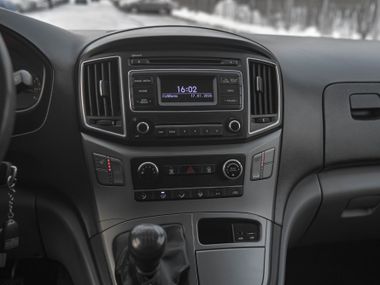 Hyundai H-1 2015 года, 212 963 км - вид 7