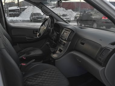 Hyundai H-1 2015 года, 212 963 км - вид 10