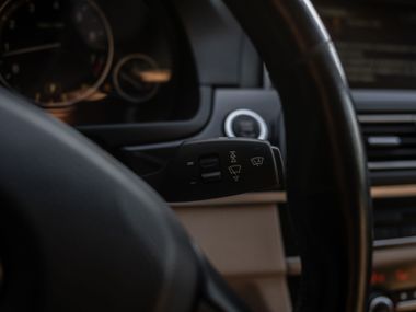 BMW 5 серия 2010 года, 150 000 км - вид 7