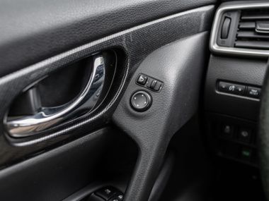 Nissan X-Trail 2016 года, 141 229 км - вид 13