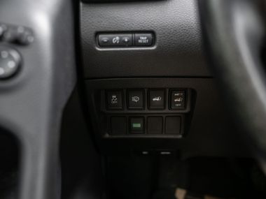 Nissan X-Trail 2016 года, 141 229 км - вид 14