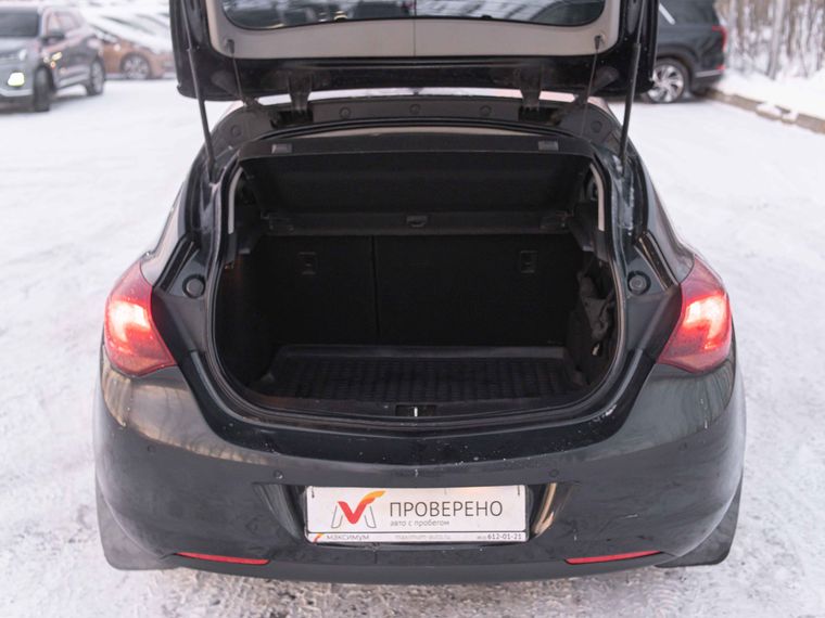 Opel Astra 2011 года, 175 561 км - вид 13