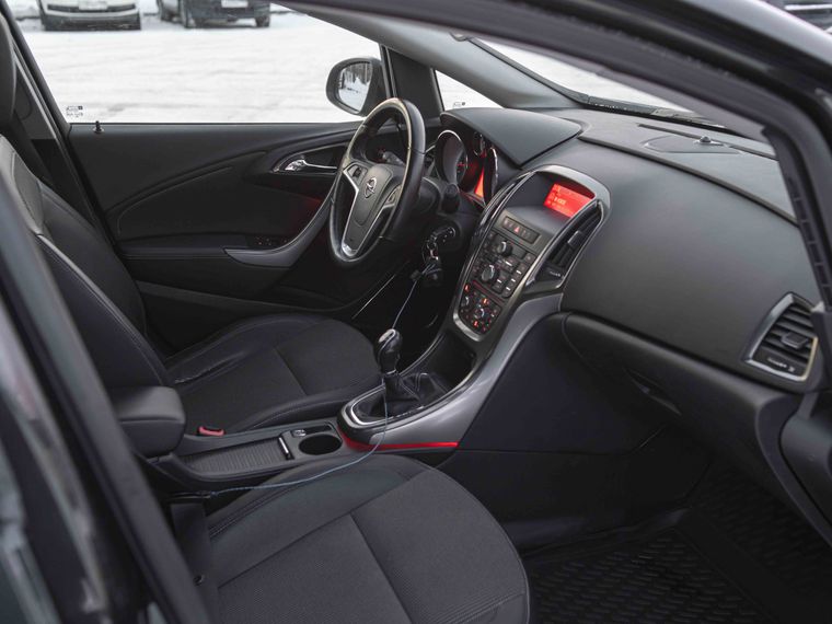 Opel Astra 2011 года, 175 561 км - вид 12