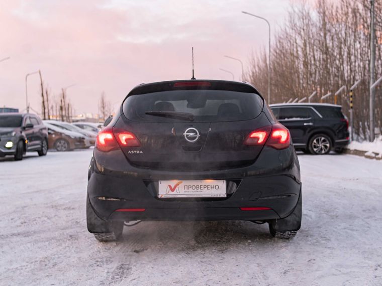 Opel Astra 2011 года, 175 561 км - вид 4